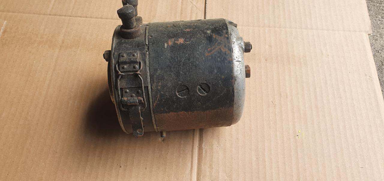 Dynamo CITROEN B12 B2 LesAnciennes.com