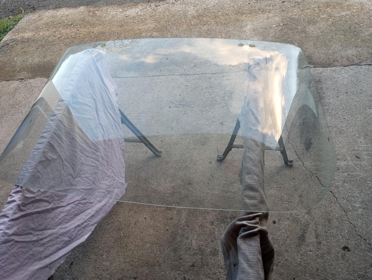 Pièces MATRA 530 lunette arrière et pare brise LesAnciennes.com