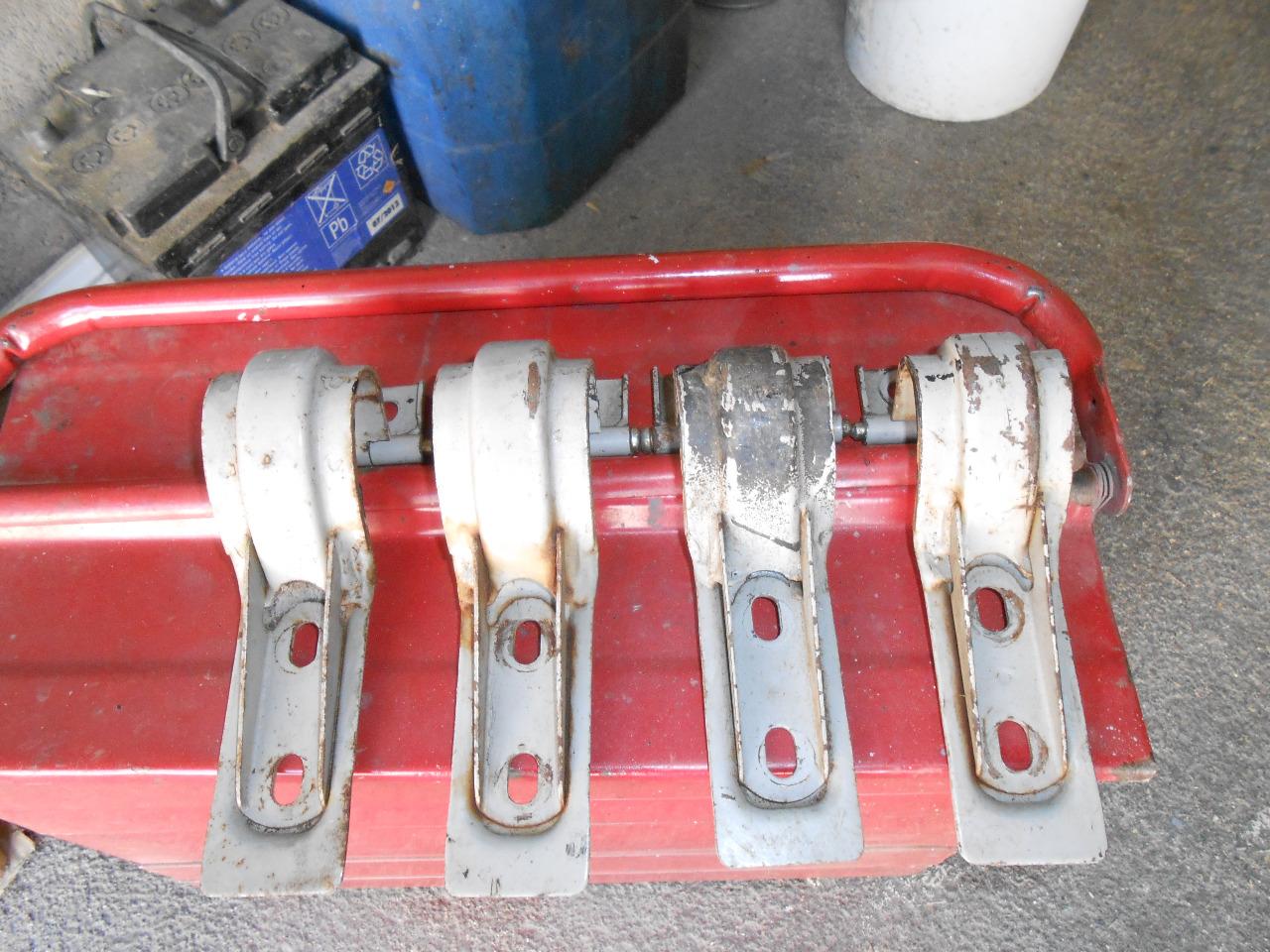 Supports CITROEN 2CV 6 LesAnciennes.com