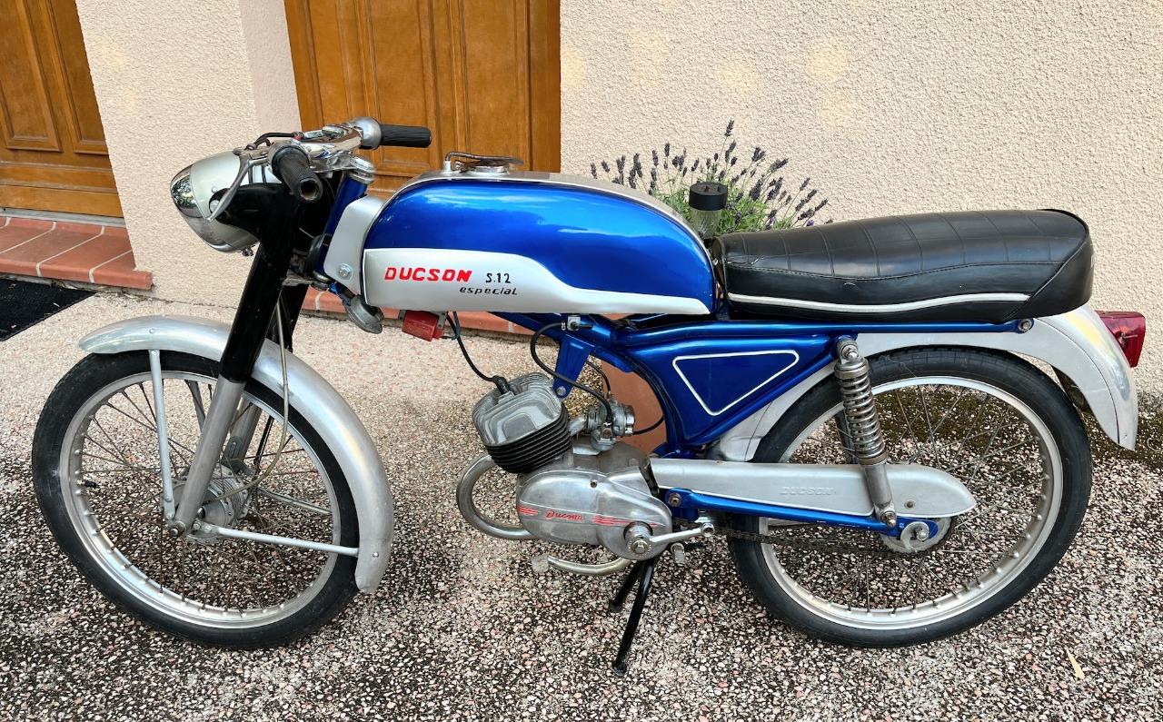 DUCSON S12 ESPECIAL - 1962 LesAnciennes.com