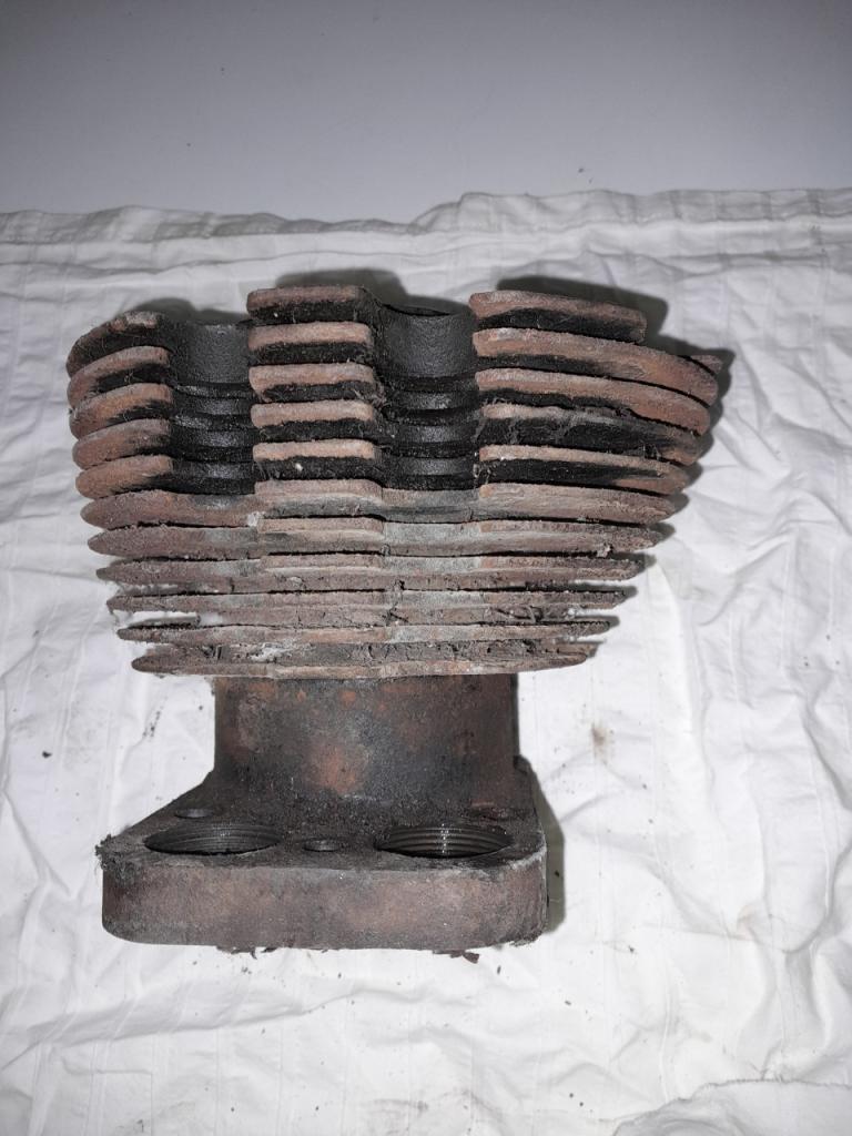 Pièces MOTOBECANE bloc B et bloc S 350 R46c LesAnciennes.com