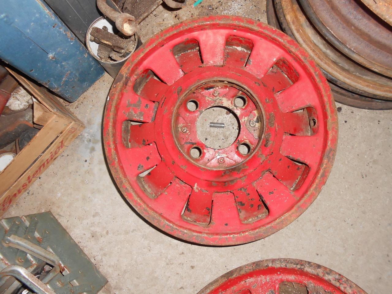 Lot de pièces DIVERS divers LesAnciennes.com