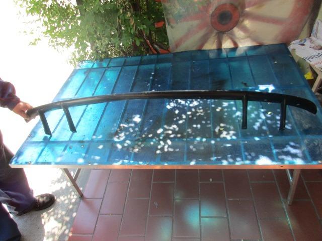 Pare-chocs avant Lamborghini Miura P400 LesAnciennes.com