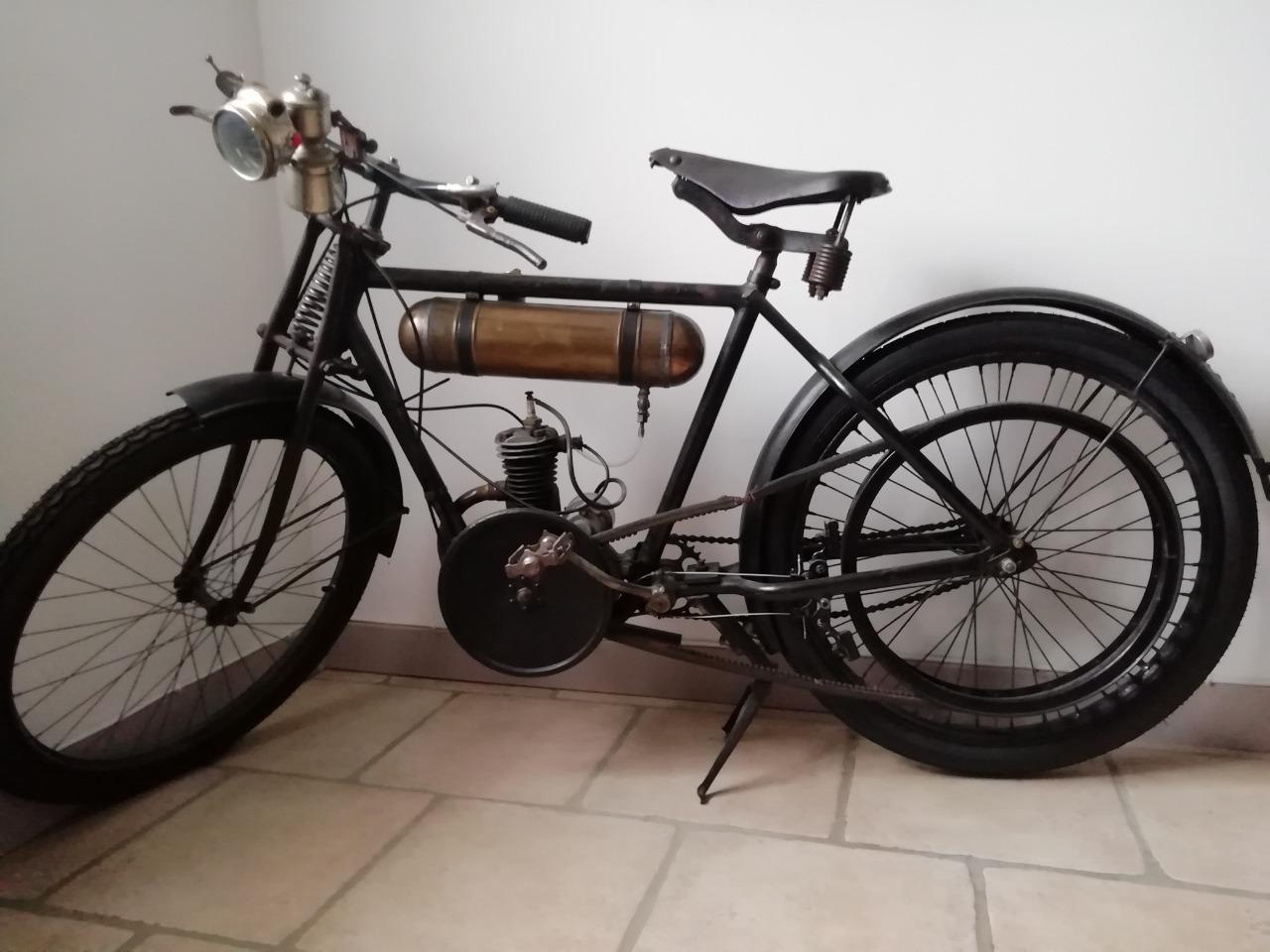 MOTOBECANE B1 - 1929 LesAnciennes.com