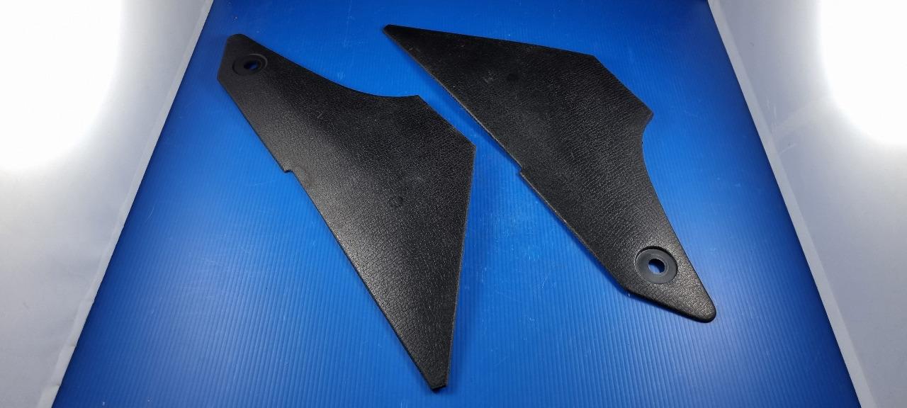 Caches plastiques CITROEN Dyane LesAnciennes.com