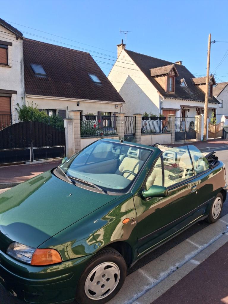 FIAT Punto Cabriolet - 1996 LesAnciennes.com