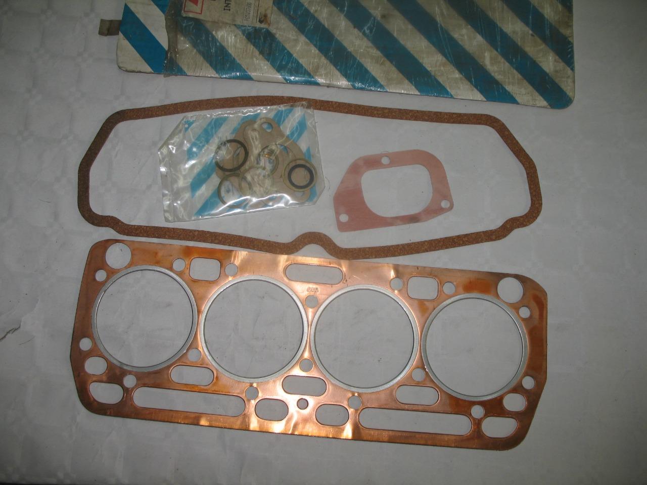 Pochette de joints INTERNATIONAL divers LesAnciennes.com