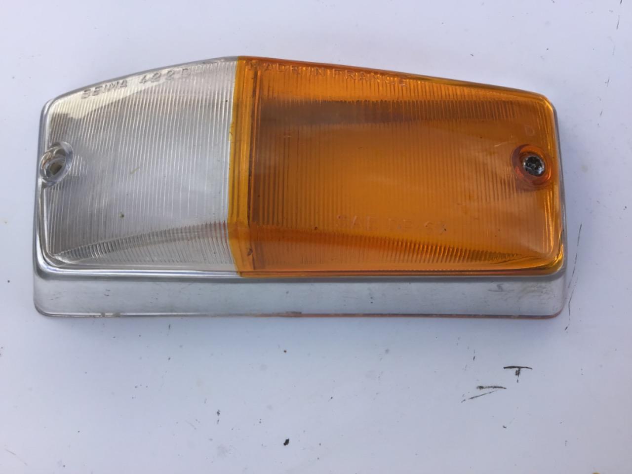 Pièces RENAULT 16 (R16) R 10 LesAnciennes.com