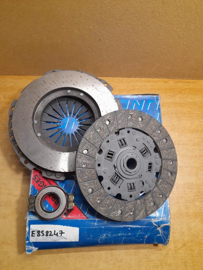 Kit Embrayage VW LT Transporteur 2.4D 6 Cylindres LesAnciennes.com