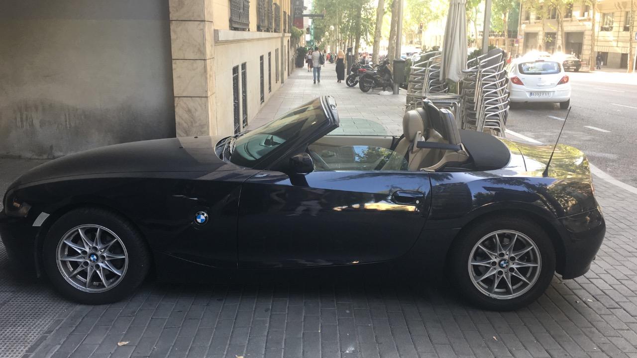 BMW Z4 ROADSTER E85 LesAnciennes.com