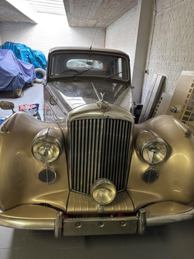 BENTLEY MK6 - 1952 LesAnciennes.com