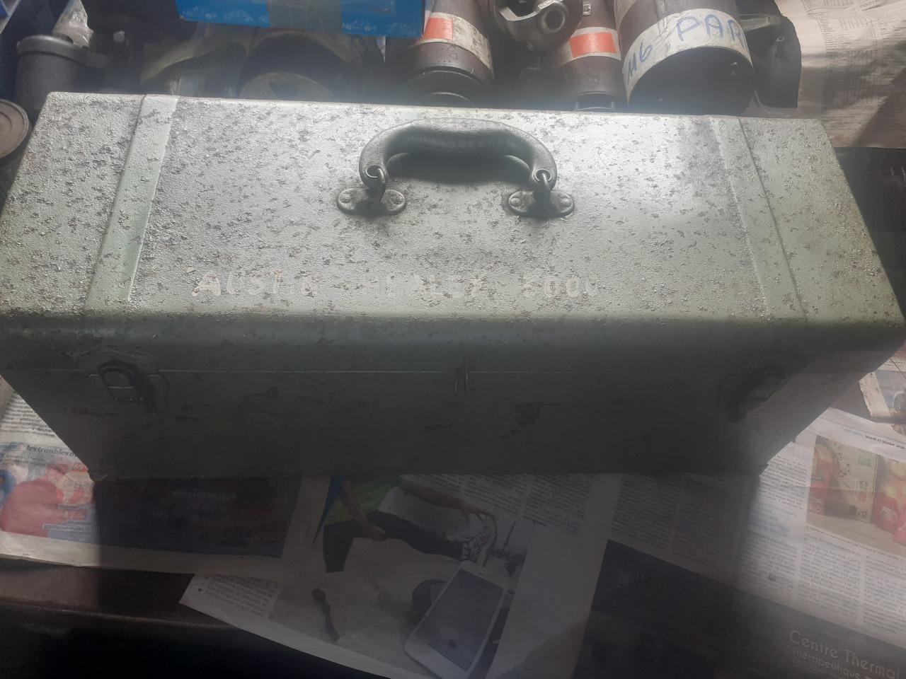 Coffre AUSTIN HEALEY 3000 LesAnciennes.com