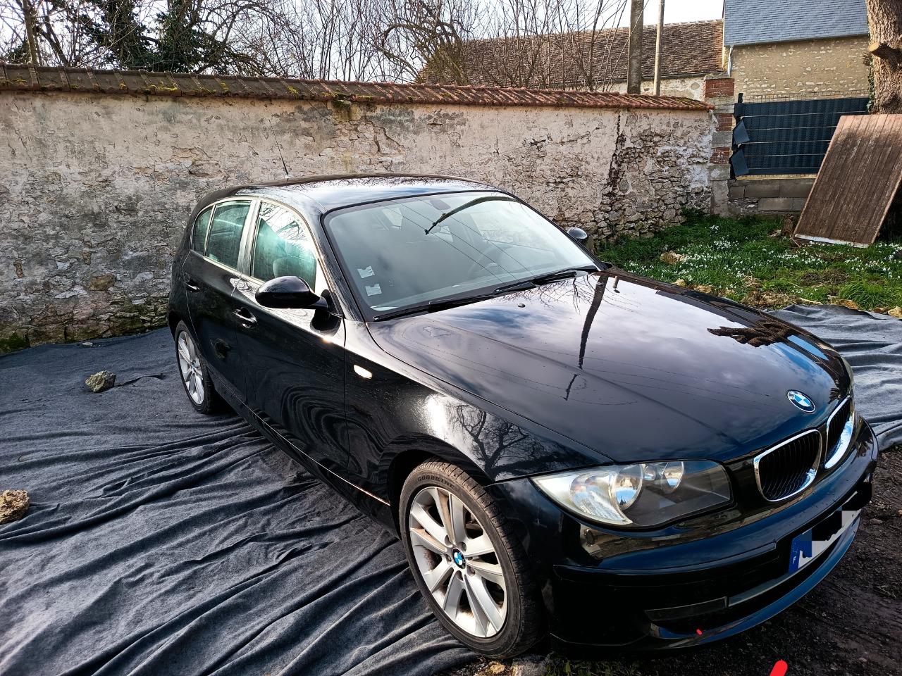 BMW 116i Confort LesAnciennes.com