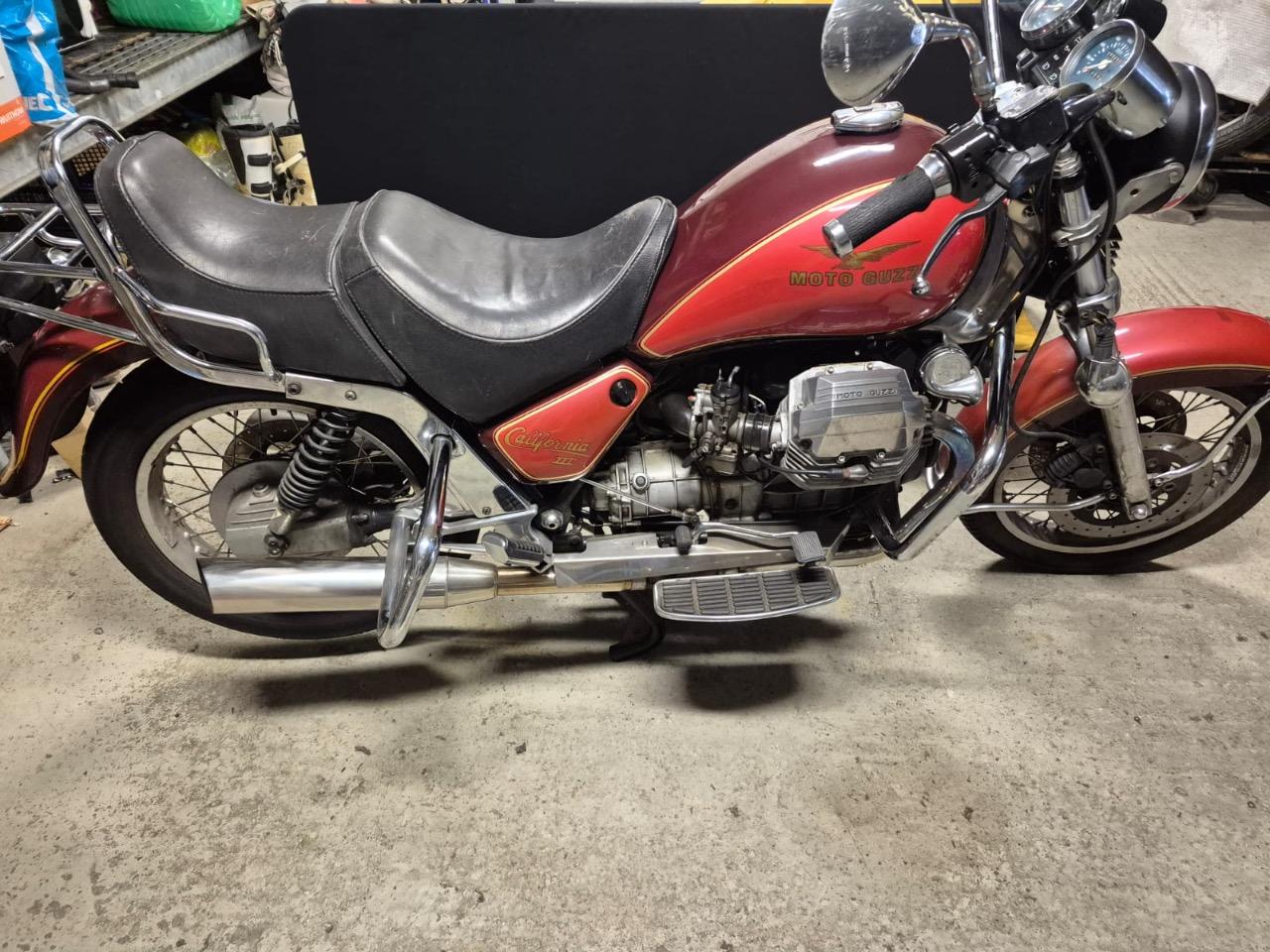 MOTO GUZZI California anniversaire N°3/50 - 1992 LesAnciennes.com