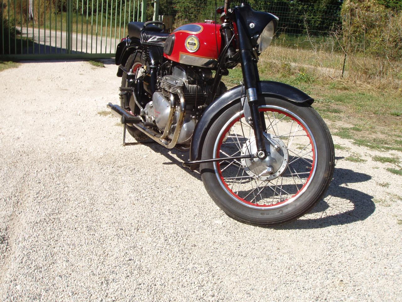 Recherche pièces ARIEL Square Four LesAnciennes.com