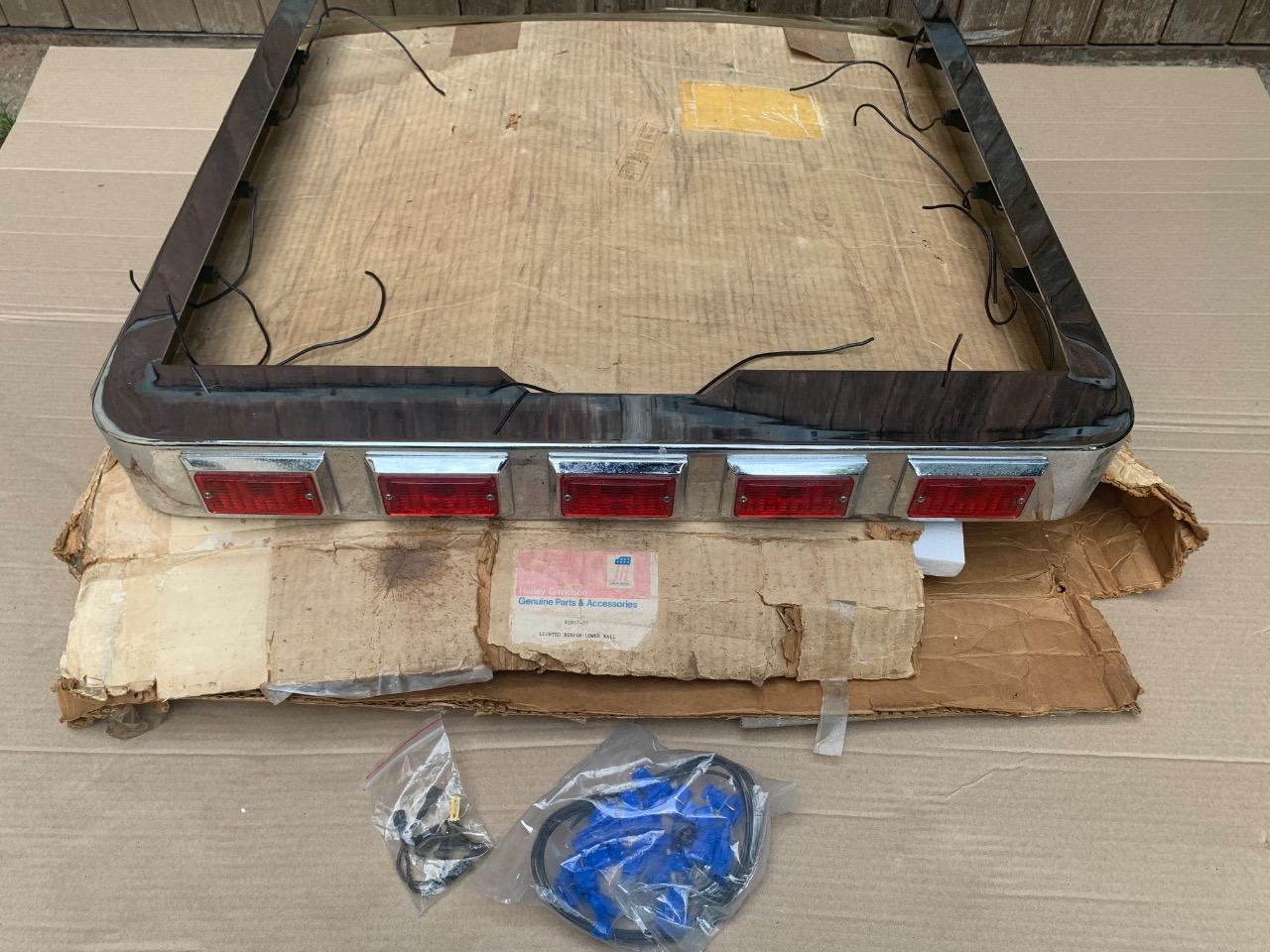 NOS Craig vetter Harley pare choc LesAnciennes.com