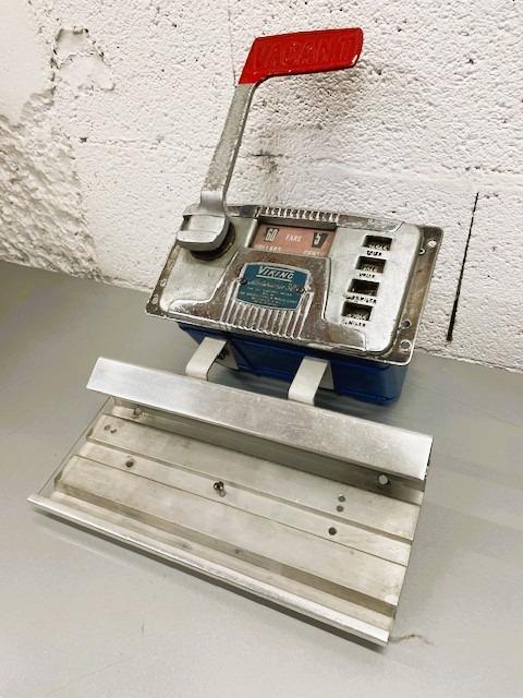 Compteur de taxi Américain LesAnciennes.com