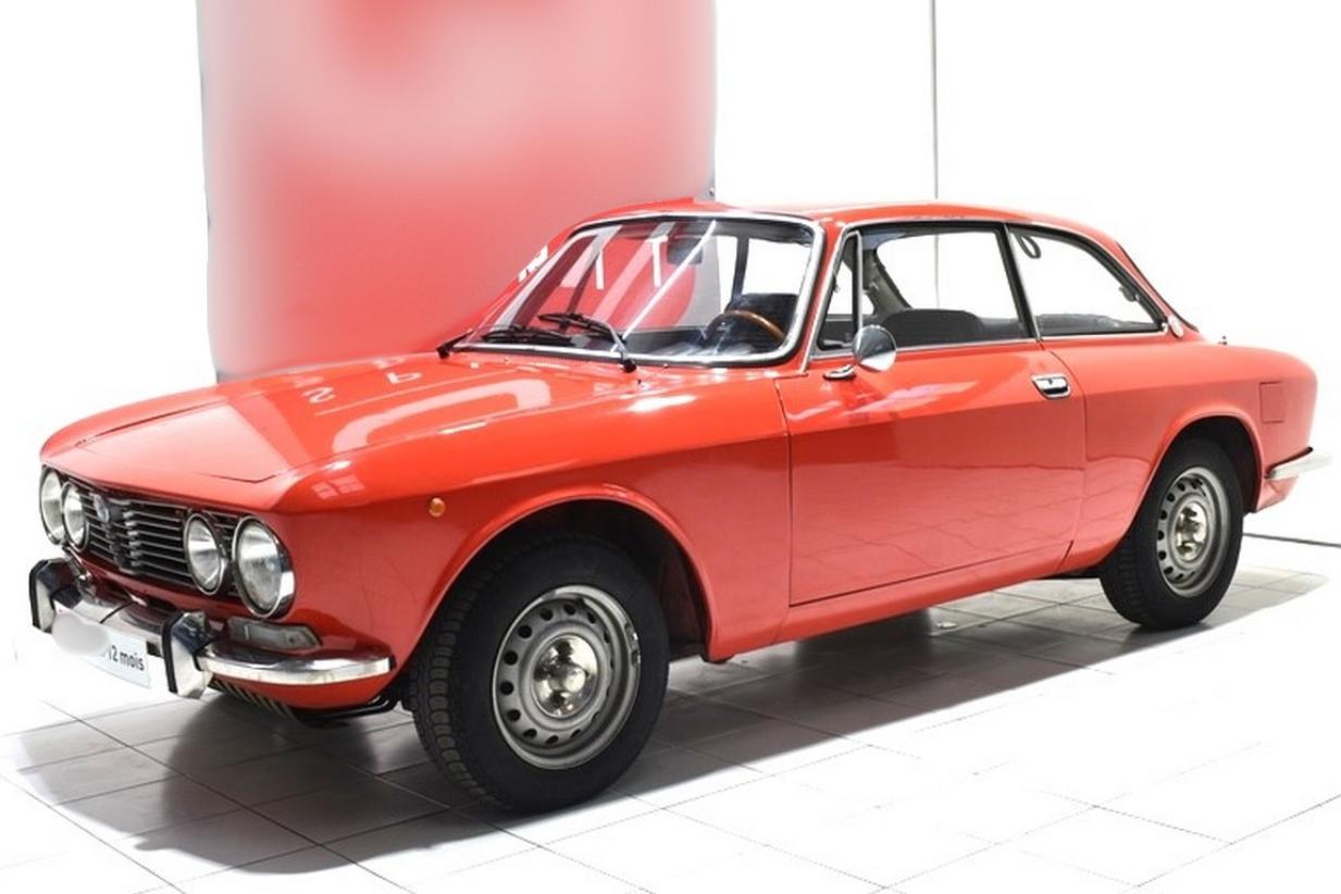 ALFA ROMEO 1300 Coupé GT Junior - 1975 LesAnciennes.com