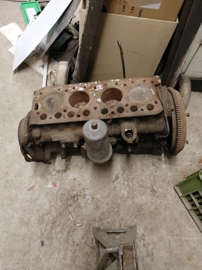 Moteur PEUGEOT 203 203 ou 403 7cv LesAnciennes.com