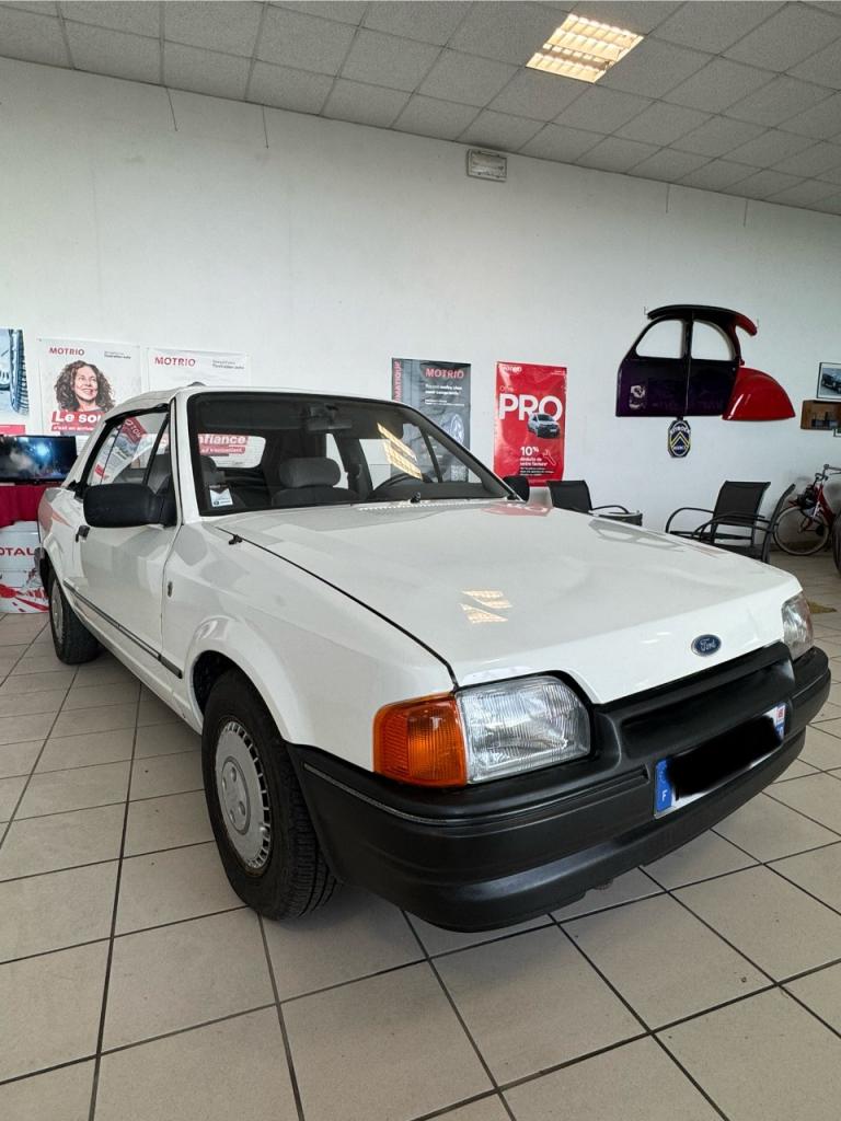 FORD Escort - 1987 LesAnciennes.com