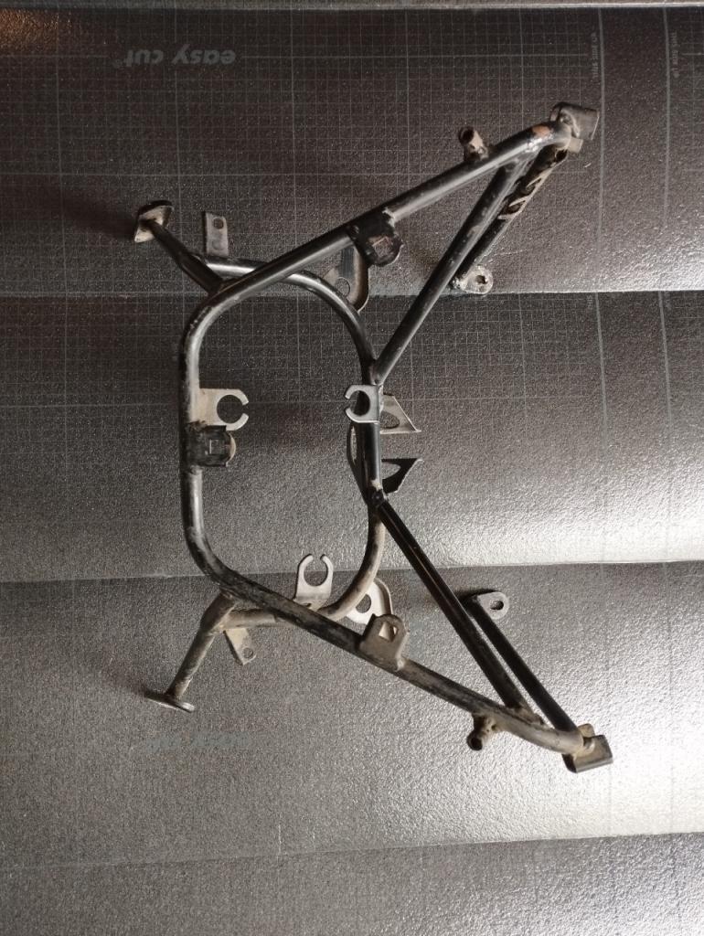 Araignée DUCATI 888 LesAnciennes.com