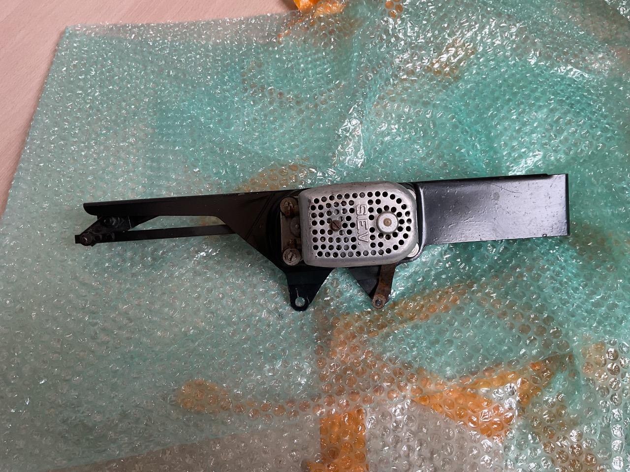 CITROEN 2CV moteur et système essuie-glace 6 volts LesAnciennes.com