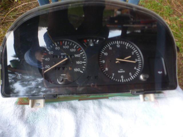 CITROEN AX 2 serie:compteur ,jauge:VDO LesAnciennes.com