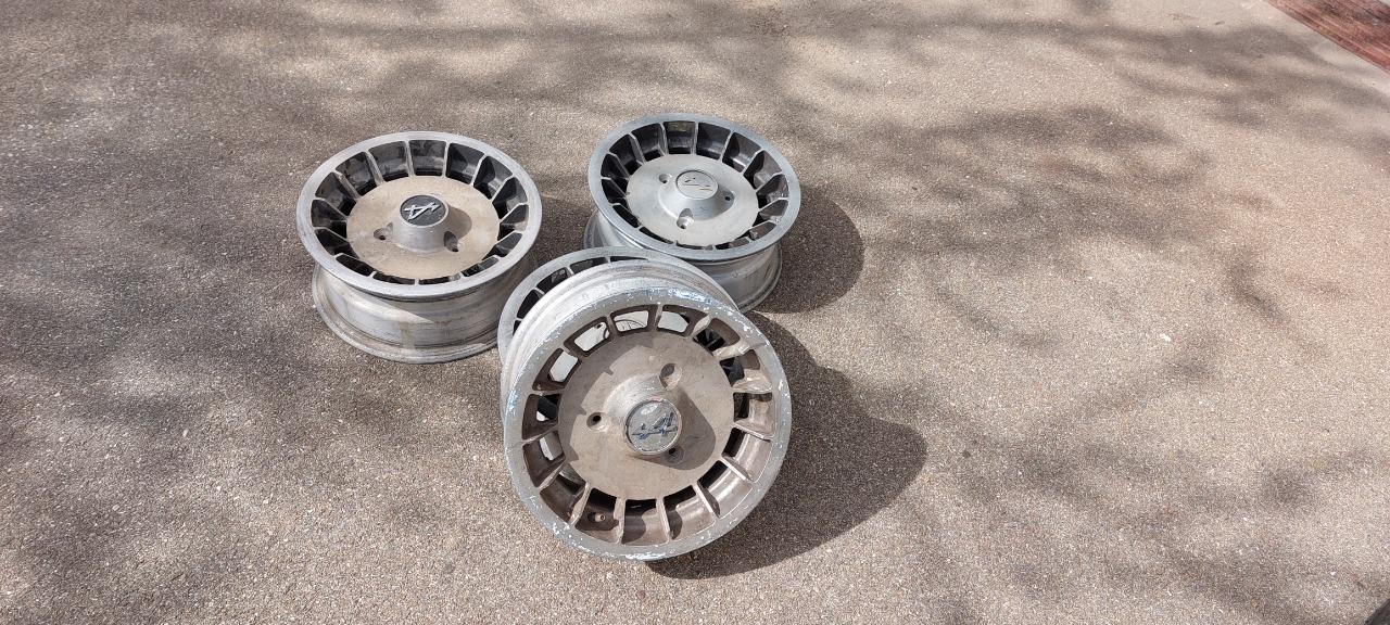 Lot de pièces RENAULT 5 (R5) Alpine turbo LesAnciennes.com