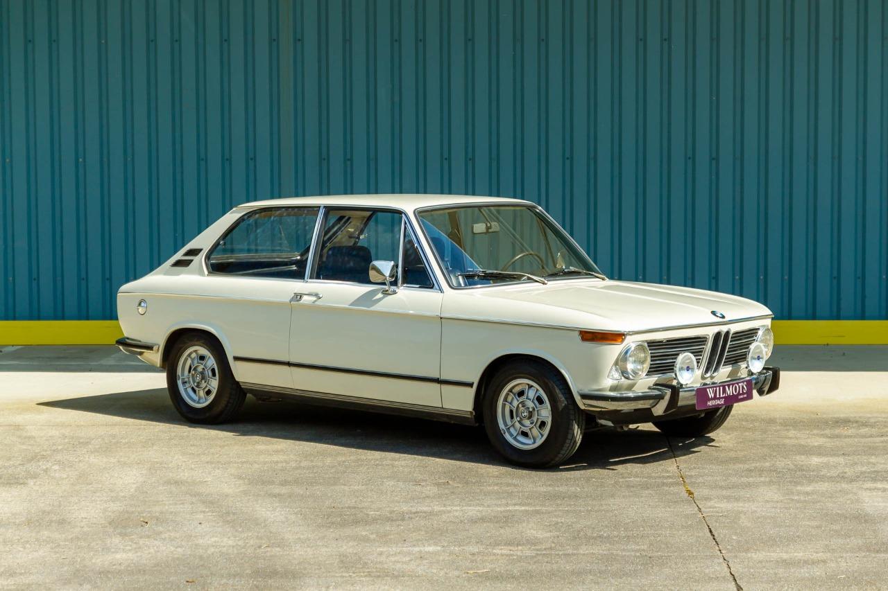 BMW 2000 Tii Touring ( 2002 ) - 1972 LesAnciennes.com
