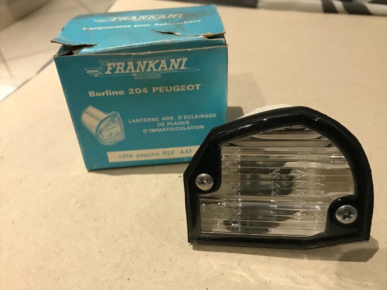 Feu neuf éclair.de plaque immat PEUGEOT 204 304 LesAnciennes.com