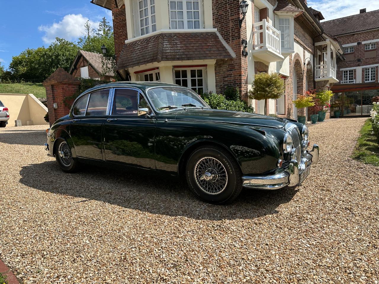 DAIMLER 2.5 V8 V8 250 - 1967 LesAnciennes.com