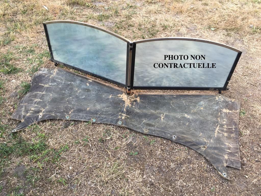 Pièces KAP 1925 PARE-BRISE ARRIERE LesAnciennes.com