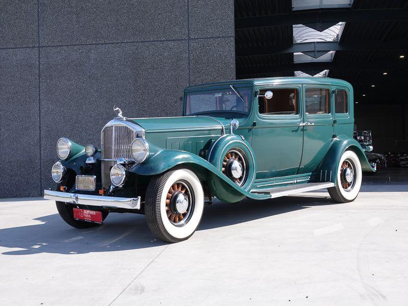 PIERCE-ARROW Model 54 Sedan - 1932 LesAnciennes.com