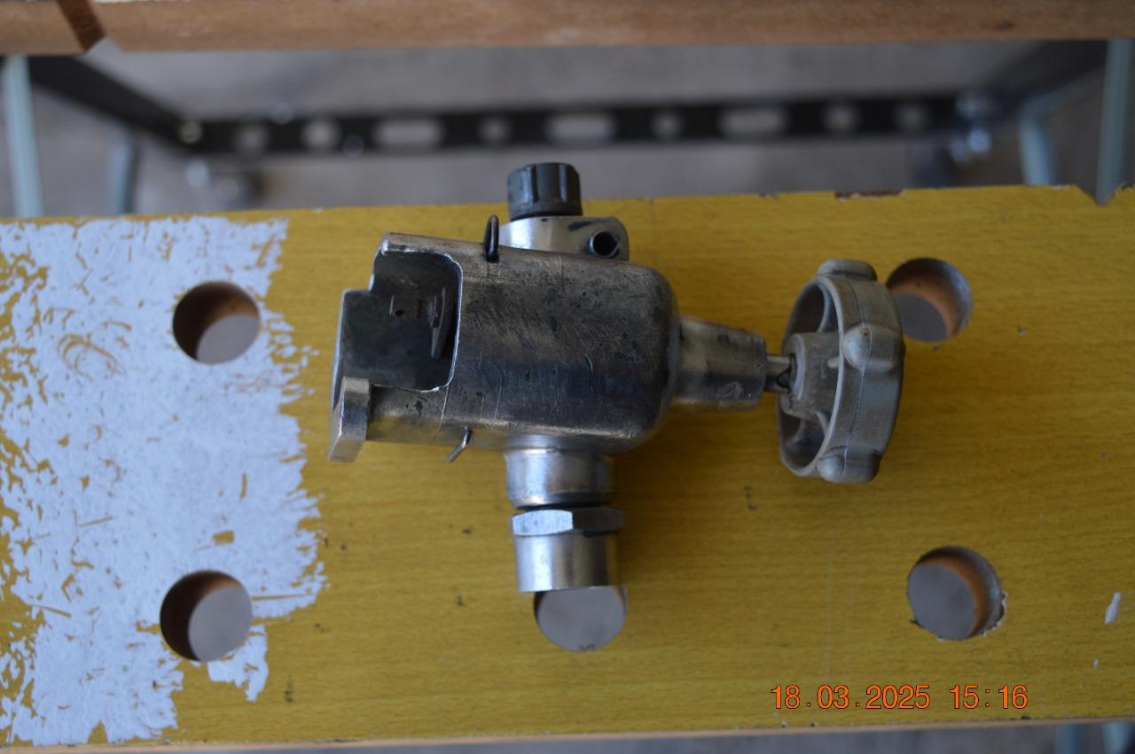 Mecanisme compteur essuie glace LesAnciennes.com