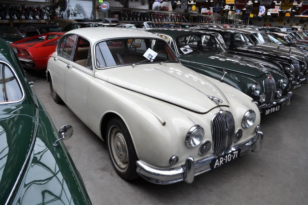 JAGUAR MK2 6 cylindres 3,8L - 1960 LesAnciennes.com