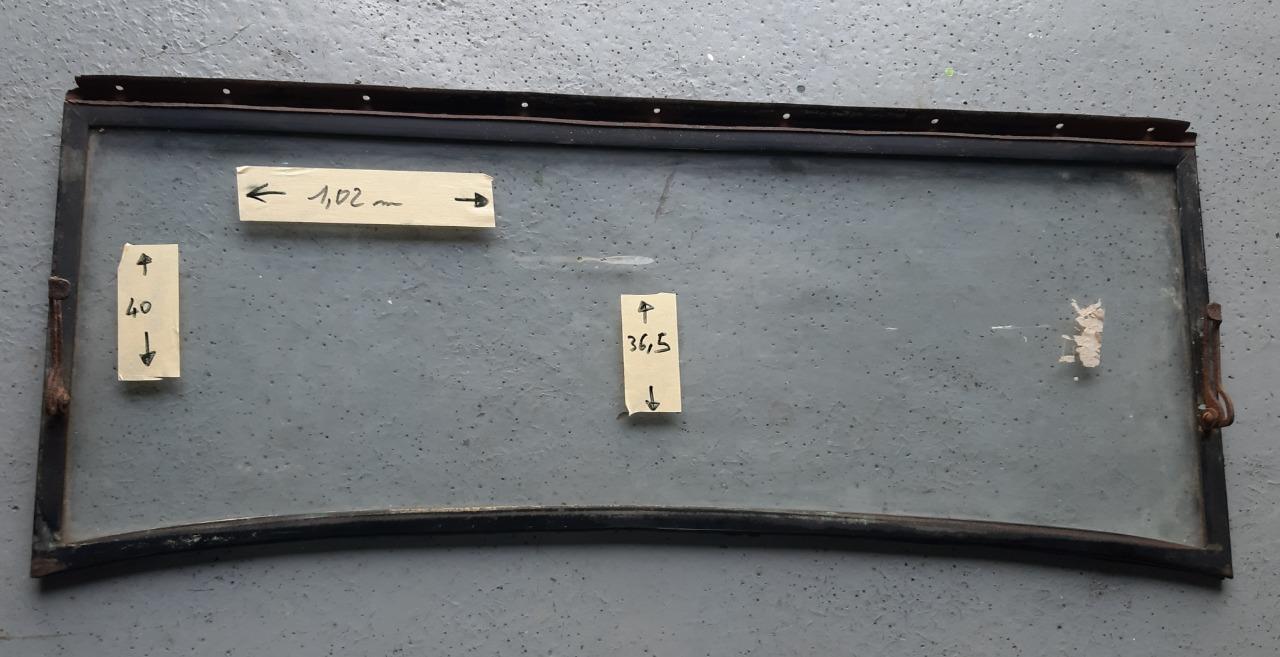 Pare-Brise Citroen B14 LesAnciennes.com