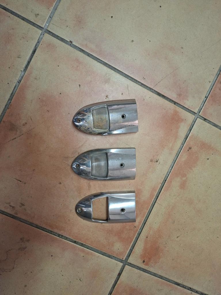 Eclairages CHEVROLET Corvette 1958 LesAnciennes.com