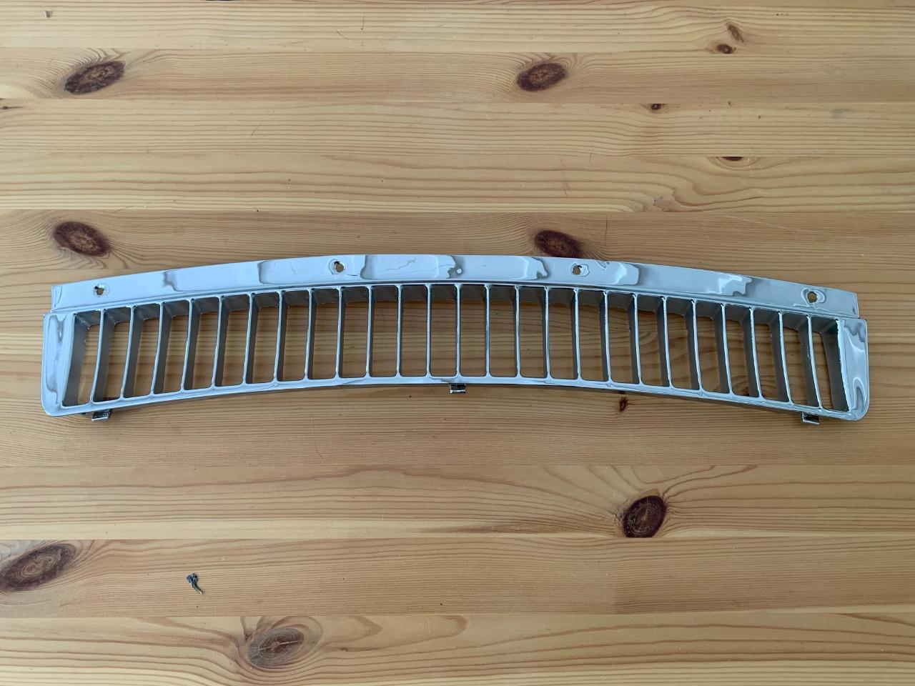 Grille aération CITROEN Ami 8 LesAnciennes.com