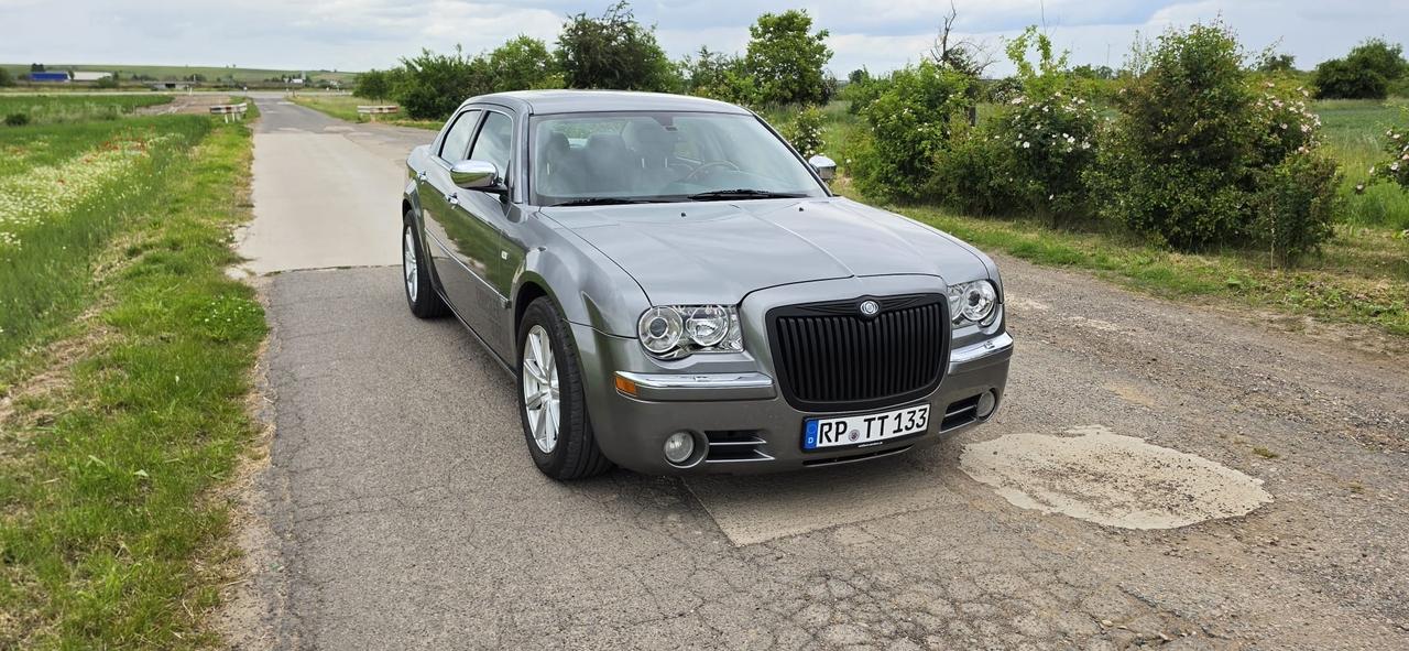 2007 Chrysler 300C LesAnciennes.com
