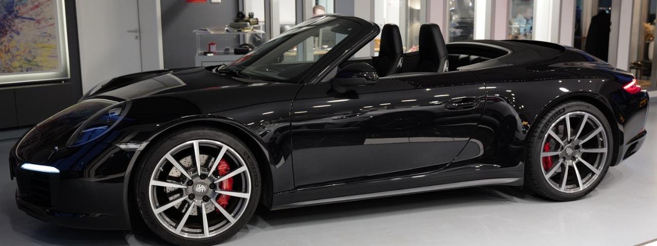 PORSCHE 911 991.2 4S LesAnciennes.com