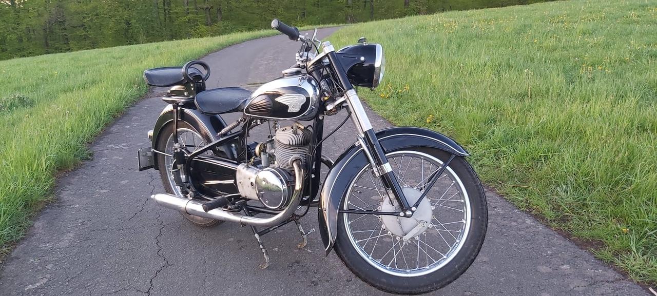 1953 Ardie B 252 LesAnciennes.com