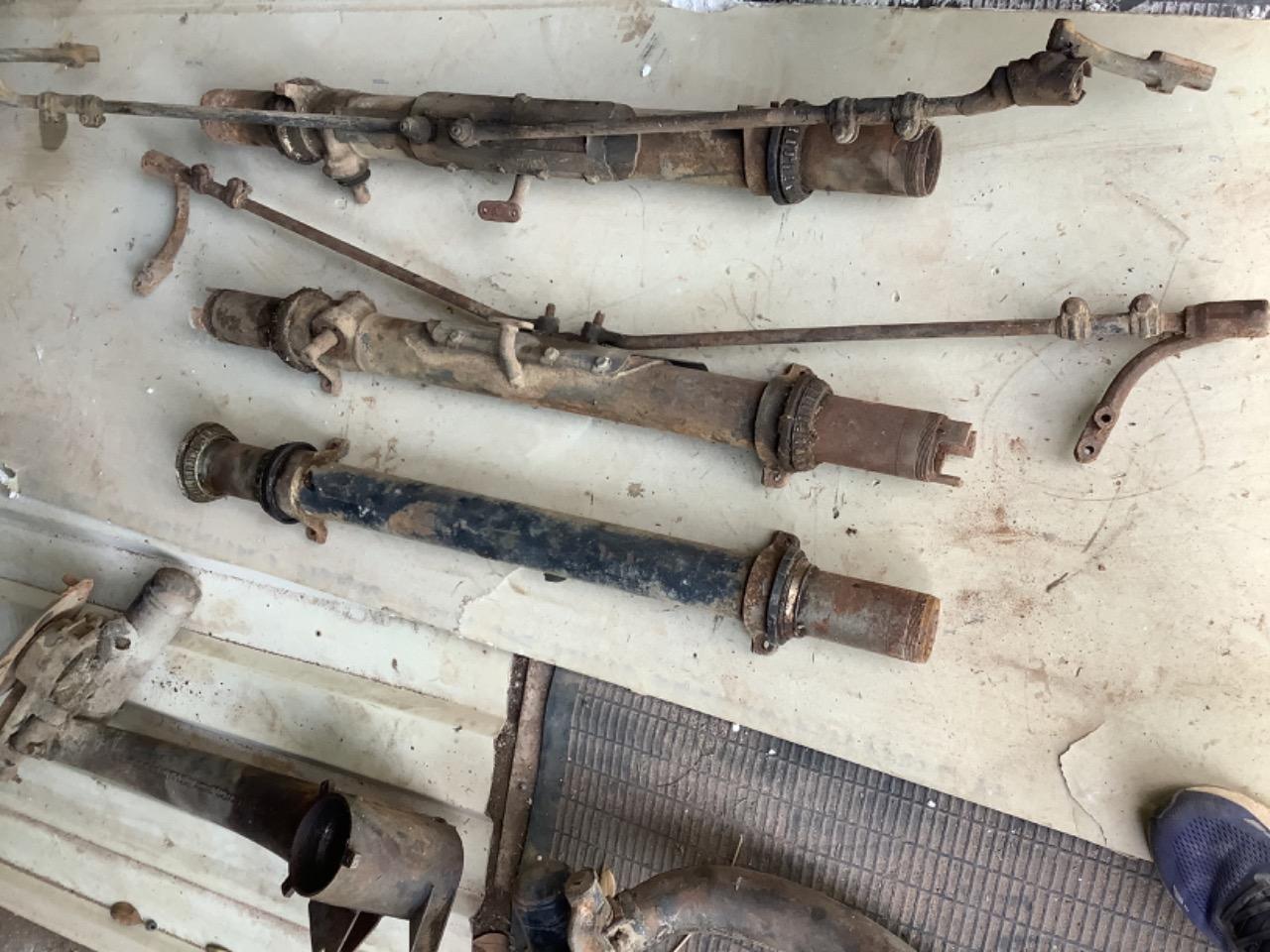 Lot de pièces CITROEN 2CV LesAnciennes.com