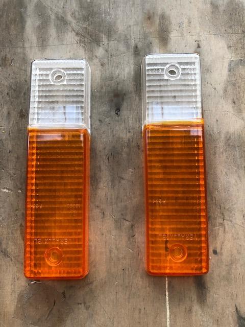 Lentilles de feux avant pour Ferrari Dino 308 GT4 LesAnciennes.com