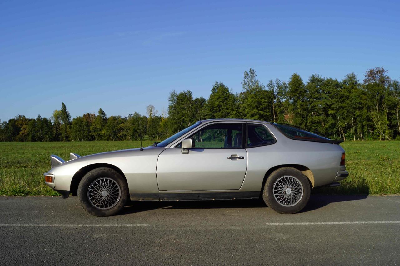 PORSCHE 924 2l - 1982 LesAnciennes.com