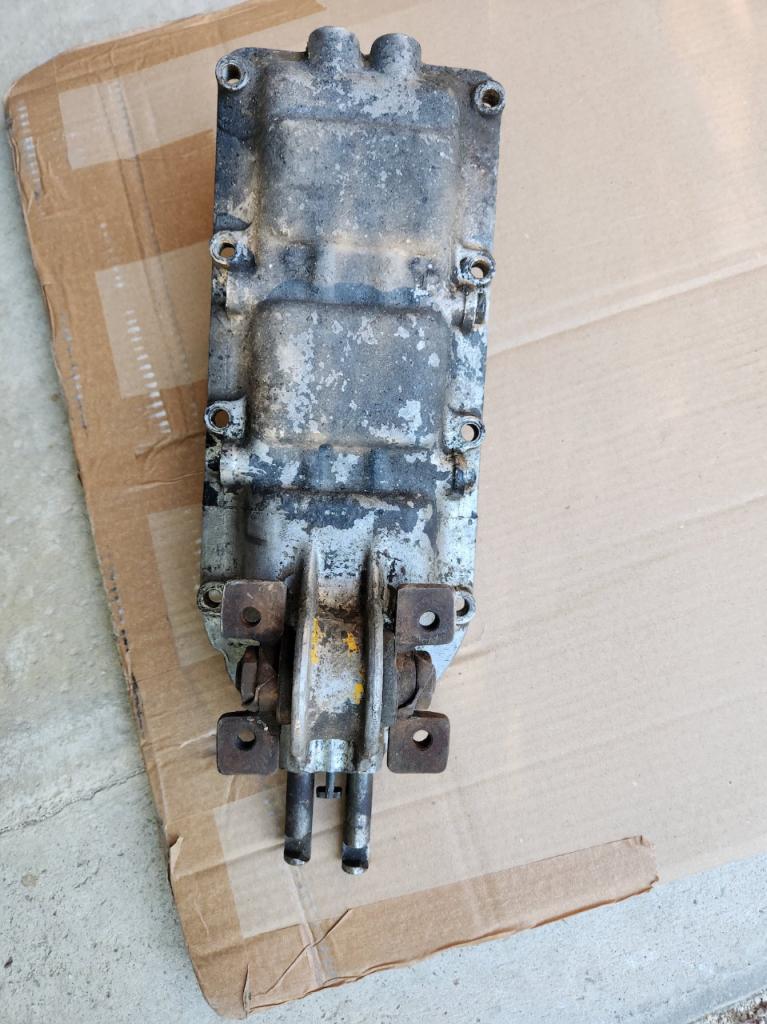 Couvercle boite de vitesse CITROEN Traction 11 BL LesAnciennes.com
