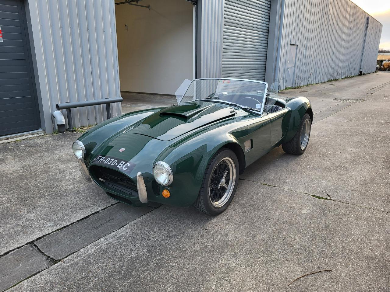 AC Cobra 427CI - 1964 LesAnciennes.com