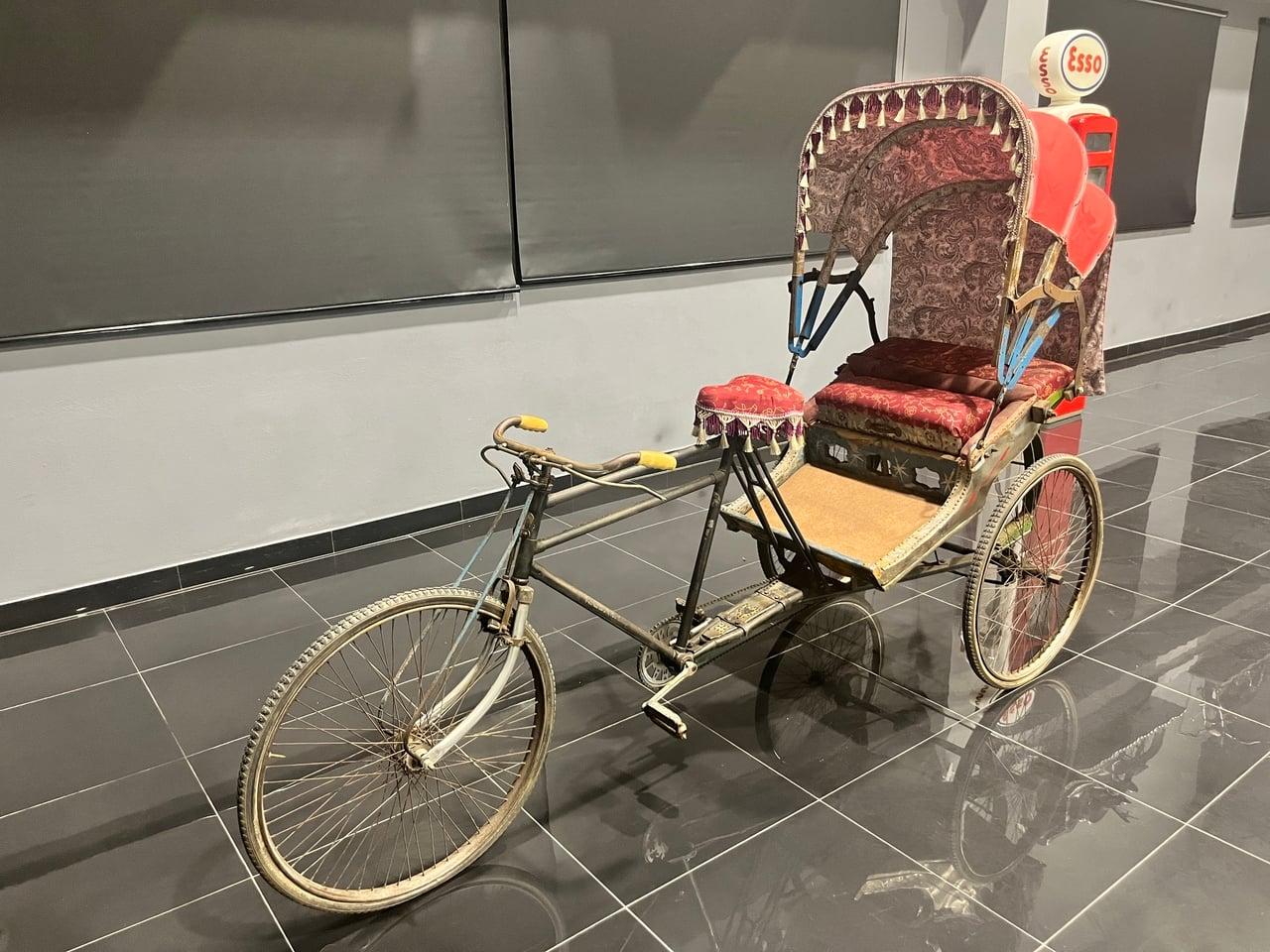 c1970s Neelam Heavy Duty Cycle Rickshaw LesAnciennes.com