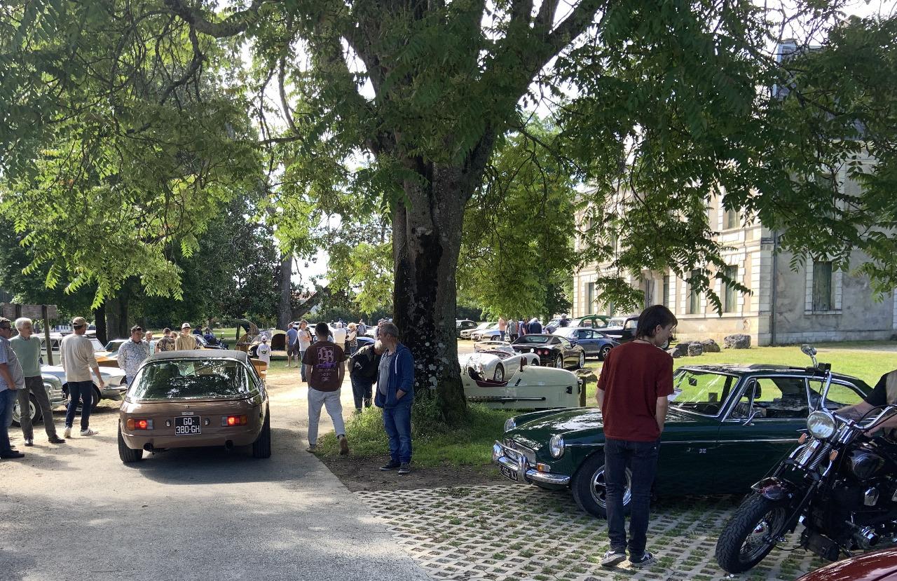 Rendez vous du 4ème dimanche autos et motos anciennes LesAnciennes.com