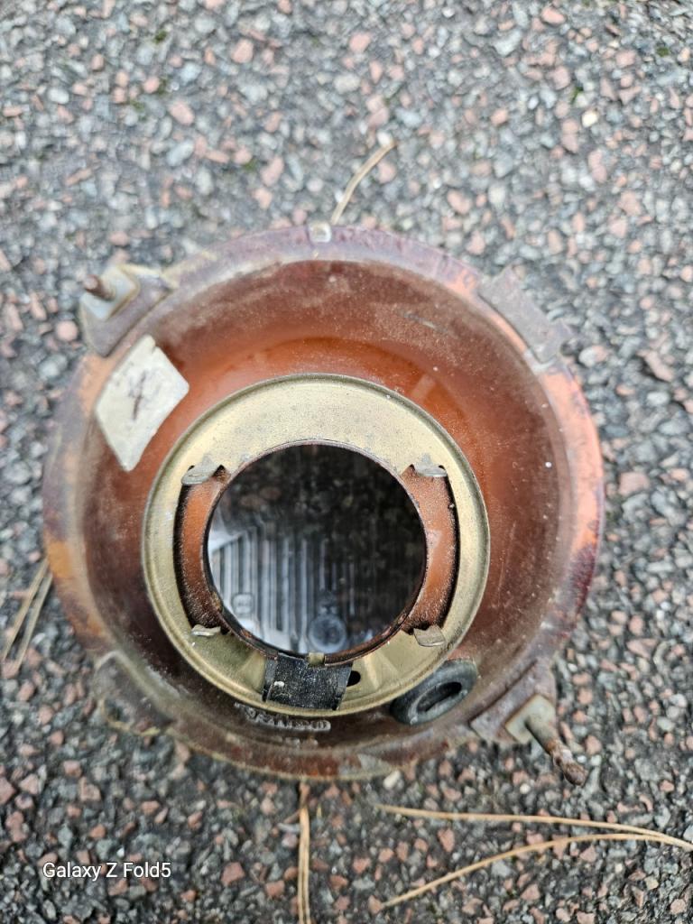 Optique de phare CITROEN Acadiane LesAnciennes.com