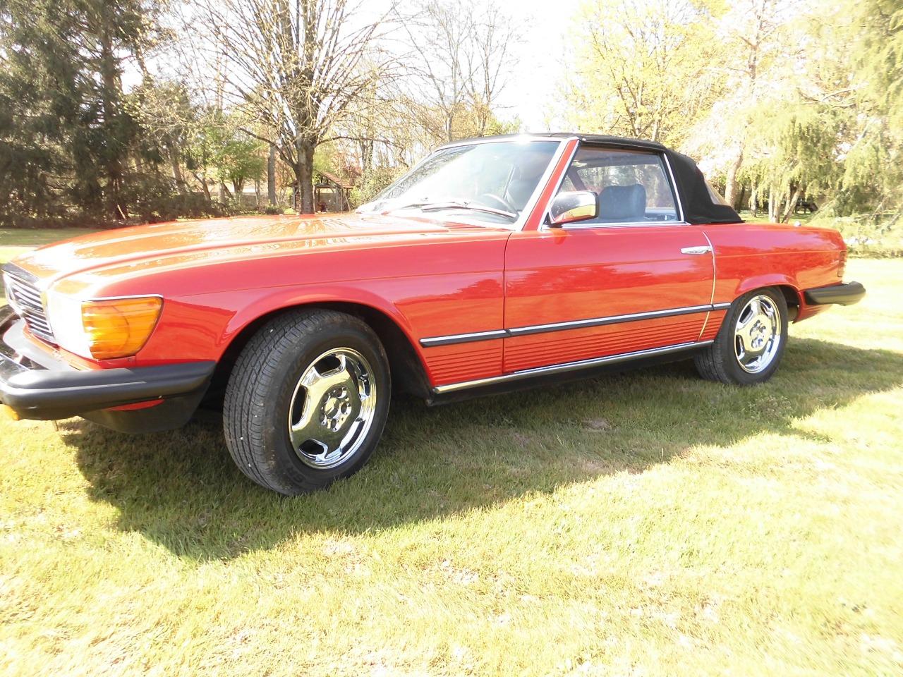 MERCEDES 380 SL - 1983 LesAnciennes.com